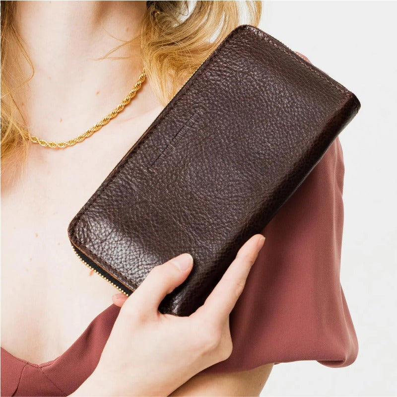 Portland Leather Goods Women's Handcrafted Full-Grain Leather Wallet - Large Capacity Expandable Accordion Zipper Wallet with 8 Card Slots, Golden-Tone Zippers & Coin Pocket, Durable Brown\u002FTan Handmade Women's Money Holder (Portland Brand