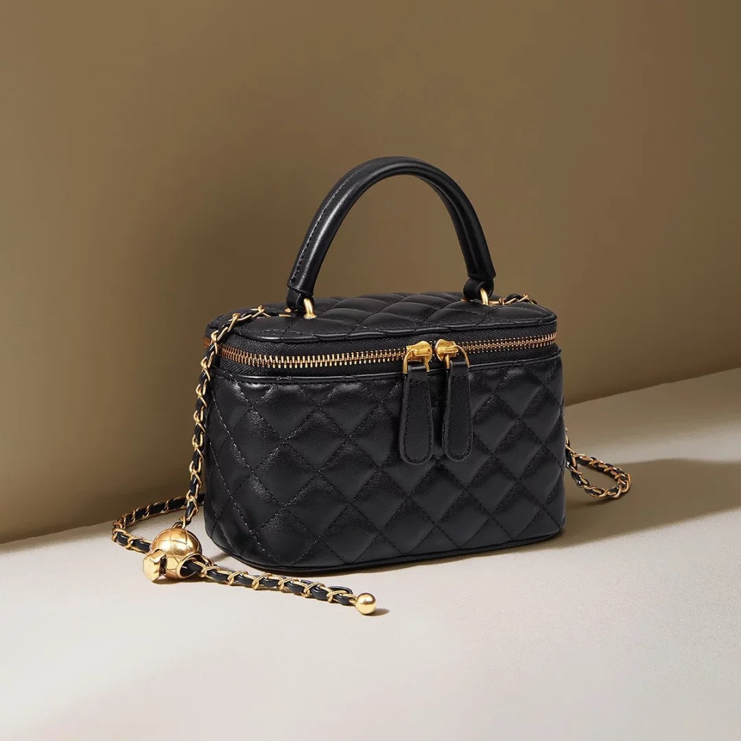 Luxury Women's Quilted Chain-Link Handbag - Synthetic Leather Black Shoulder Bag with Golden-Tone Hardware, Chain Strap & Snap Closure, Structured Tote for Everyday & Special Occasions, Versatile Elegant Purse