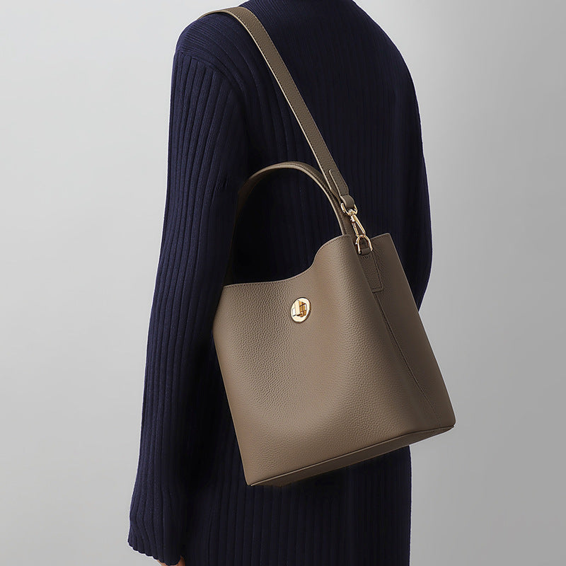 Leather Bucket Bag with Detachable Adjustable Crossbody\u002FHand Strap - Minimalist Tote Purse, Zipper Closure &  - Lightweight Handbag for, Casual, Formal Events