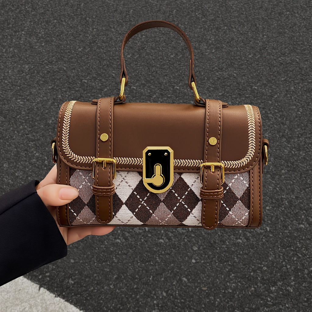 New Women'S Underarm Bag for Autumn And Winter, Trendy Crossbody Bag with a Stylish Chain, Small Square Shoulder Bag.