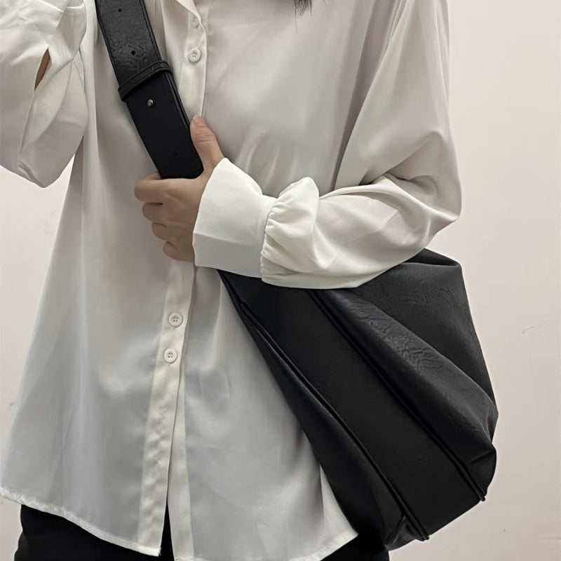 Vintage Distressed Tote Bag for Women - Oversized Casual Shoulder Bag with Zipper Closure, Large Capacity Purse for Spring, Work, Travel & Daily Use, Synthetic Fiber Material, Blac