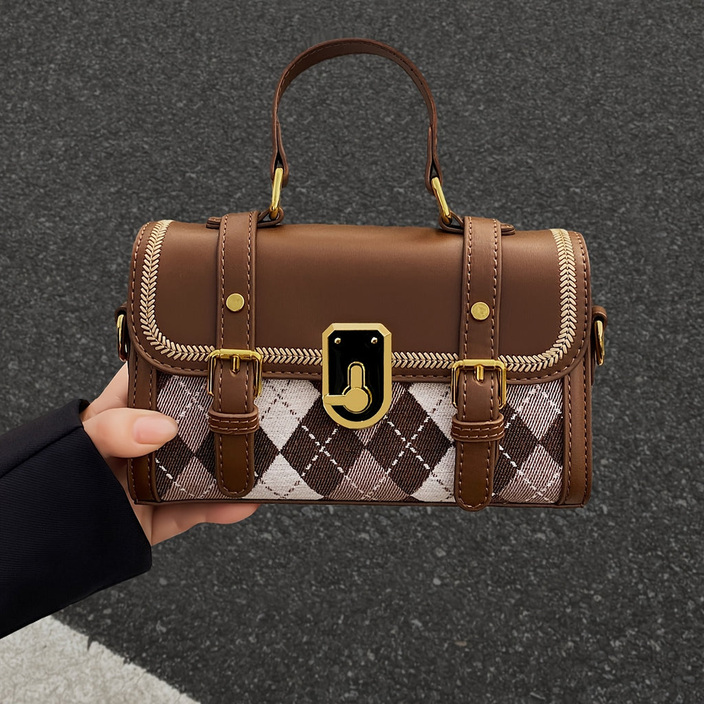 New Women'S Underarm Bag for Autumn And Winter, Trendy Crossbody Bag with a Stylish Chain, Small Square Shoulder Bag.